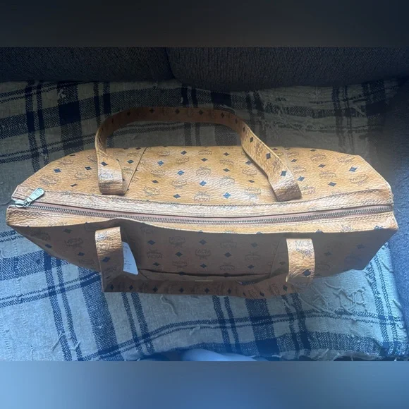 MCM Munchen Cognac Visetos Signature Leather and Canvas XXL Travel Tote Bag RARE - Picture 8 of 14